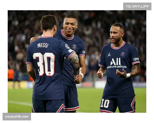 法甲国家德比激战上演 马赛迎战巴黎演绎法国足球巅峰对决